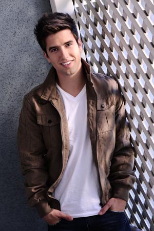 logan henderson